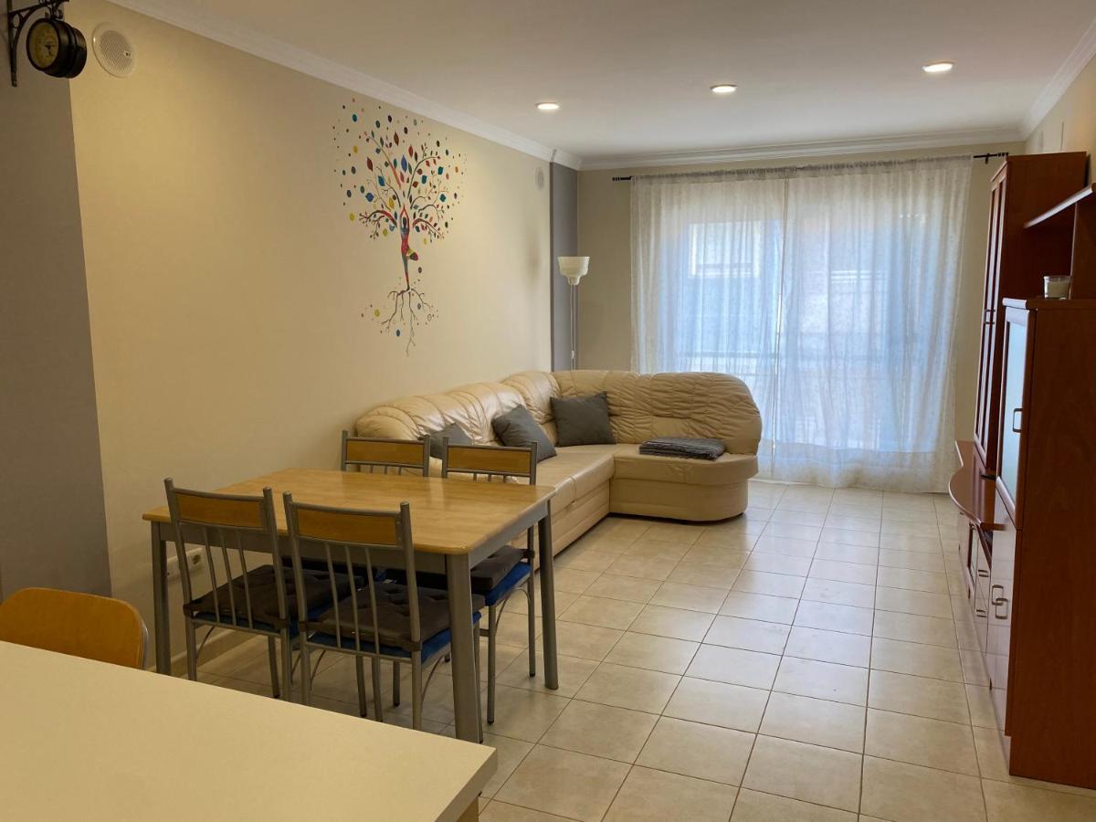 Rio Cares Apartment Los Abrigos Luaran gambar